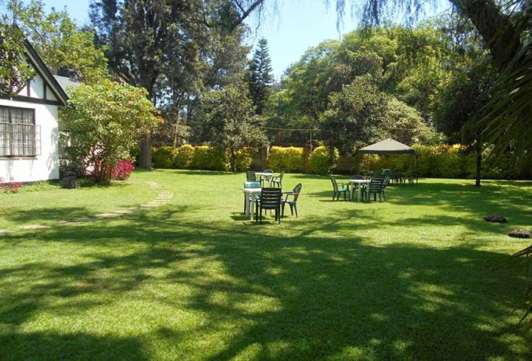 The Ndemi Place, Kenya